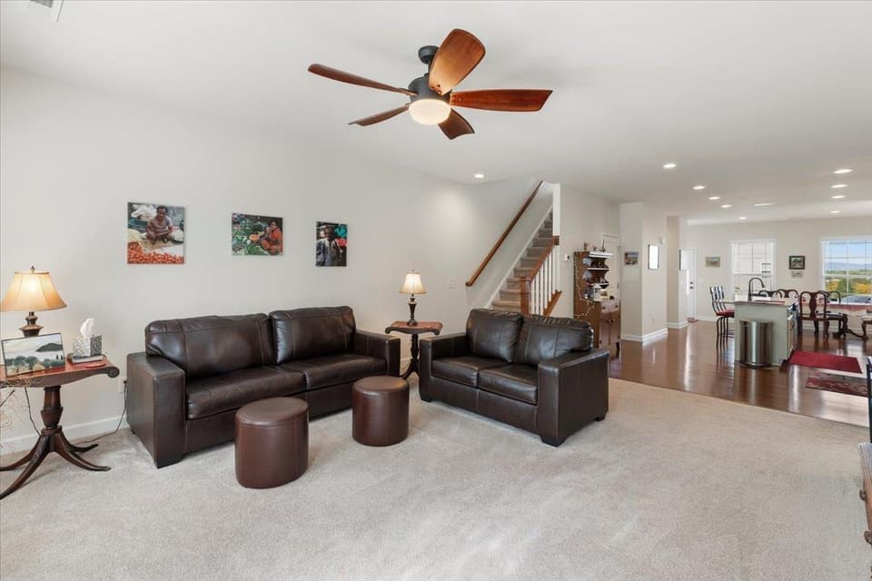 195 Hamilton Avenue NW, photo 4 of 37