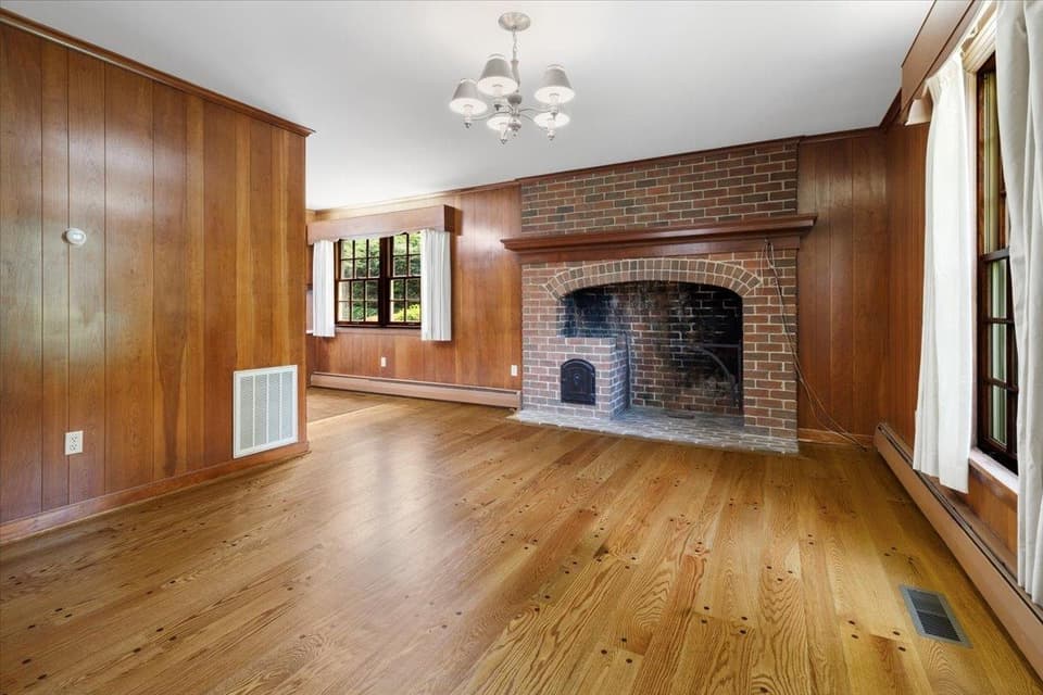 940 Oak Drive, photo 9 of 40