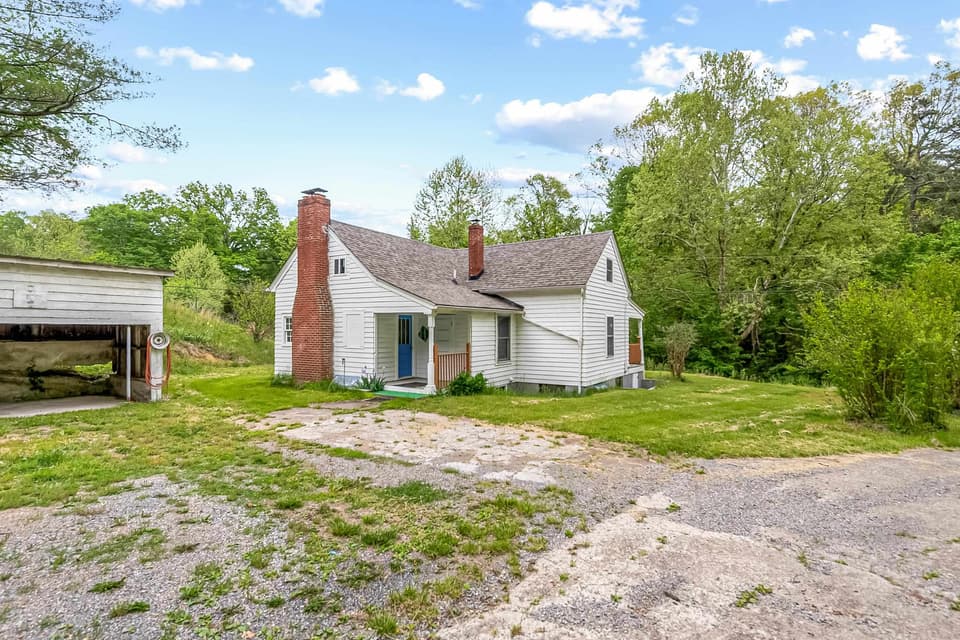 2734 Vicker Switch Road, photo 4 of 40