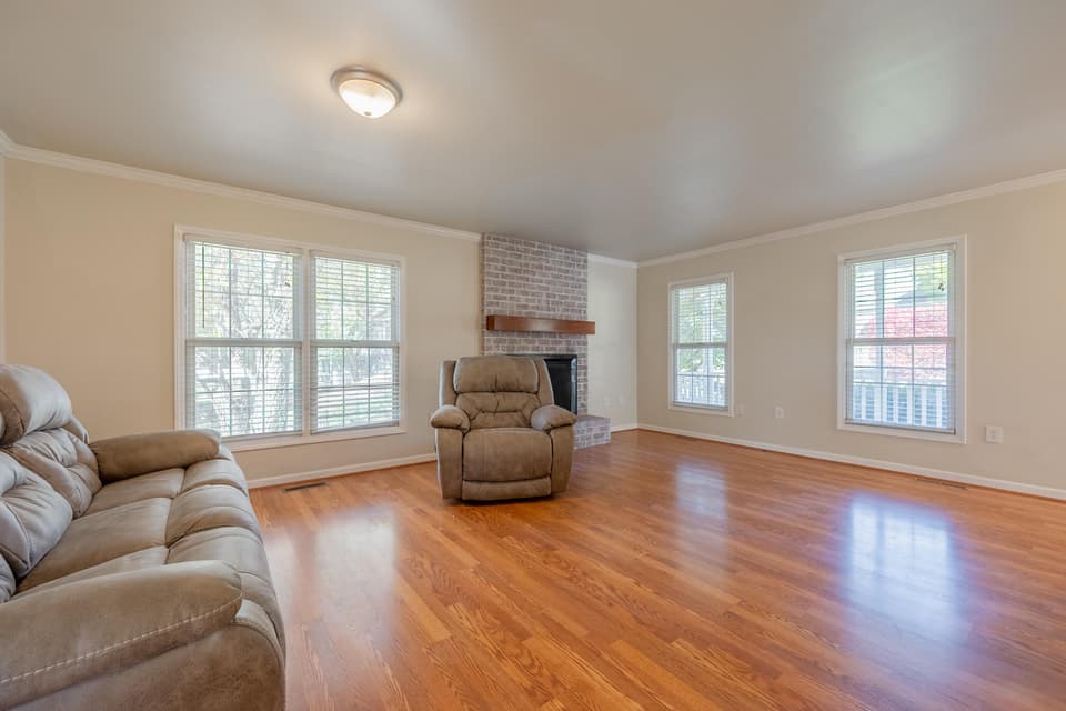 497 Canterbury Street SW, photo 23 of 40