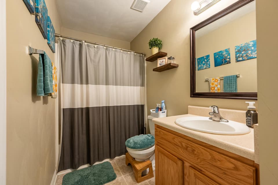 175 Wistaria Drive, photo 31 of 40