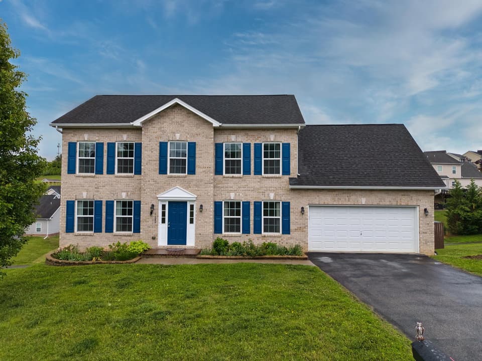 1480 Kensington Way, photo 3 of 40