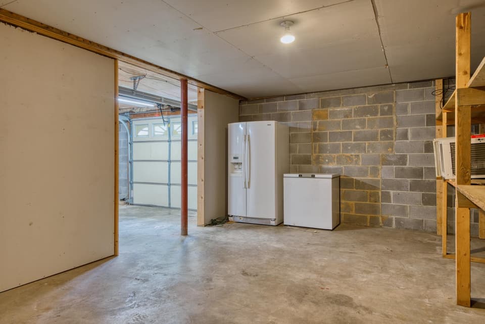 850 Church Street, photo 37 of 40