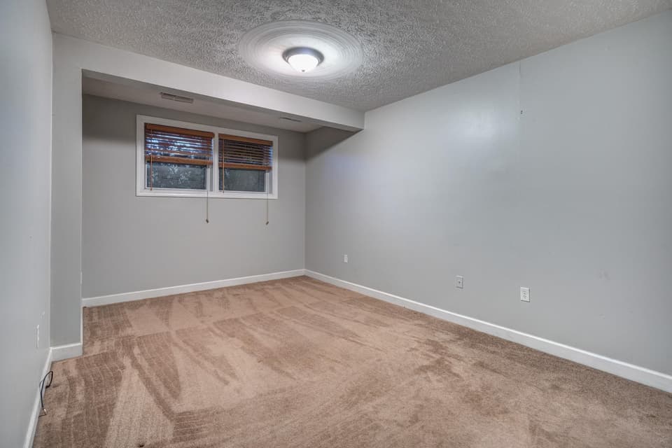 535 Capitol Way, photo 26 of 40