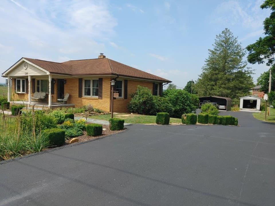 3245 Riner Rd, photo 2 of 31