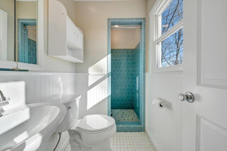 1100 Flint Drive, photo 26 of 40