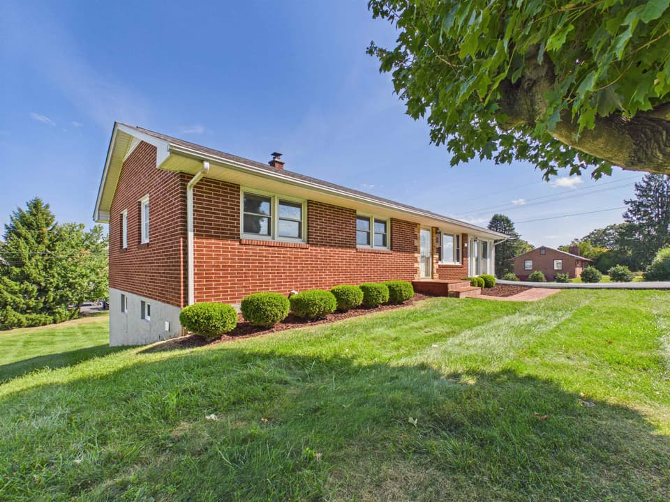40 Ellett Road NE, photo 8 of 40