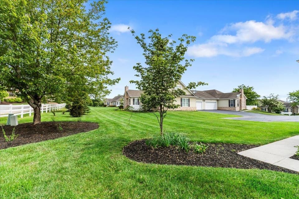 225 Patriot Way Unit 62, photo 10 of 40