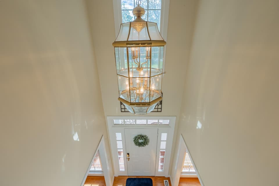 2075 Lubna Drive, photo 36 of 40