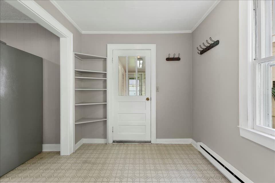 2537 Rosemary Road, photo 22 of 40