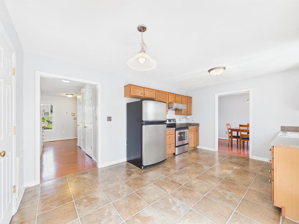 215 Sequoia Circle NW, photo 12 of 40
