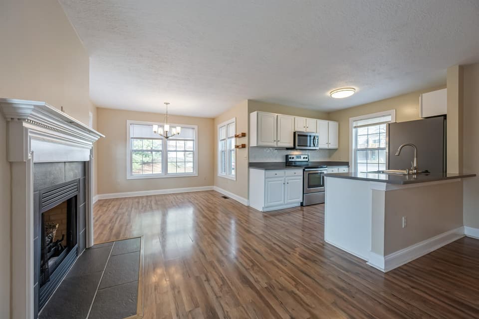 320 Bronze Leaf Drive, photo 9 of 40