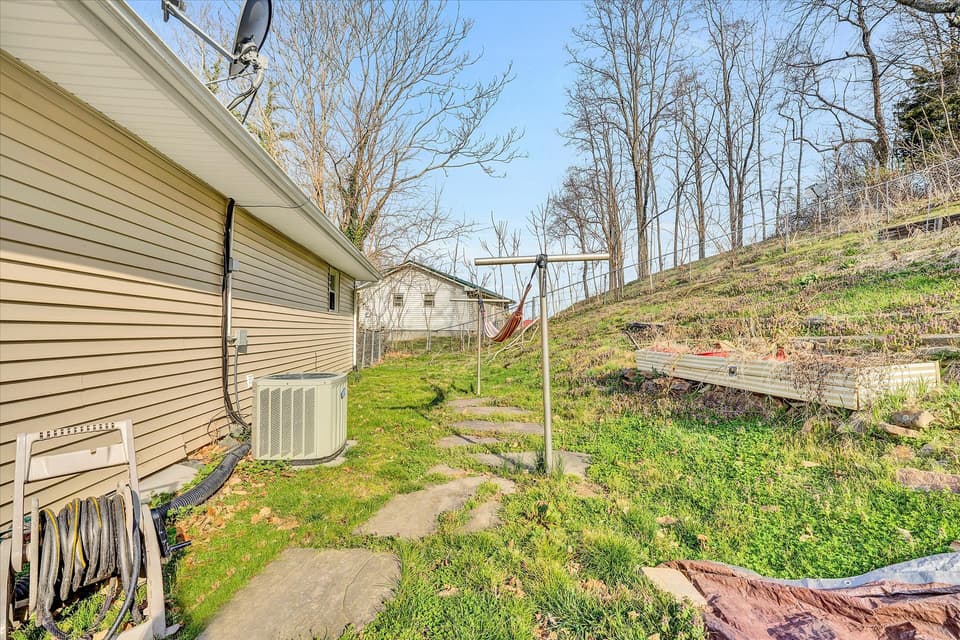 460 Chrisman Street, photo 22 of 25