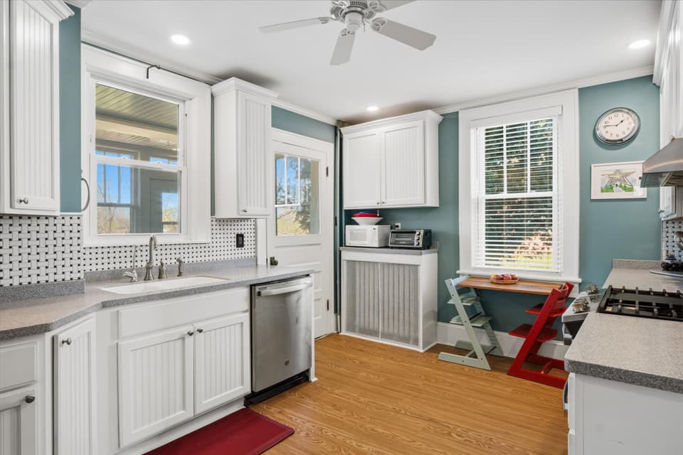 805 W Main Street, photo 20 of 40