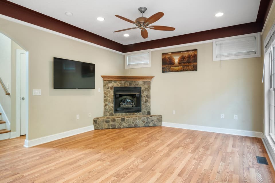260 Alder Lane, photo 19 of 40