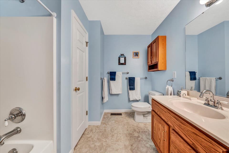 135 Wenn Dr NW, photo 19 of 37