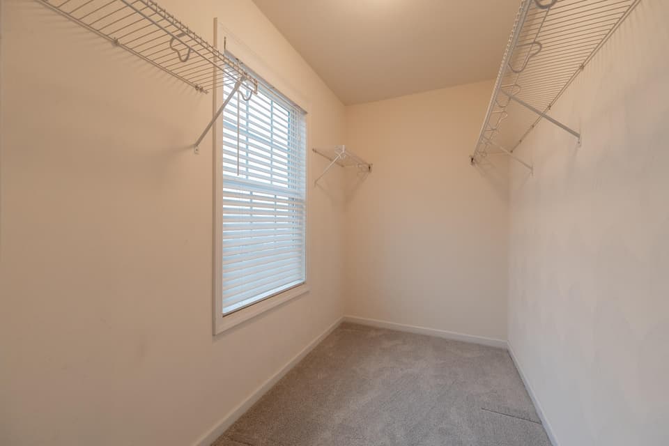 1110 Crosscreek Drive, photo 35 of 40