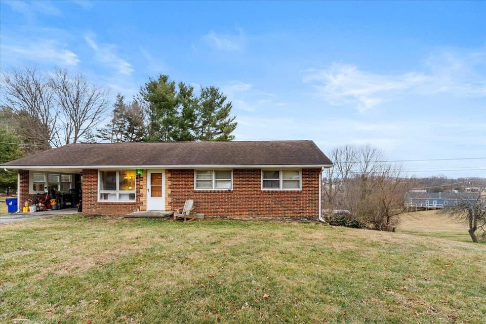 135 Griggs Street, photo 31 of 36