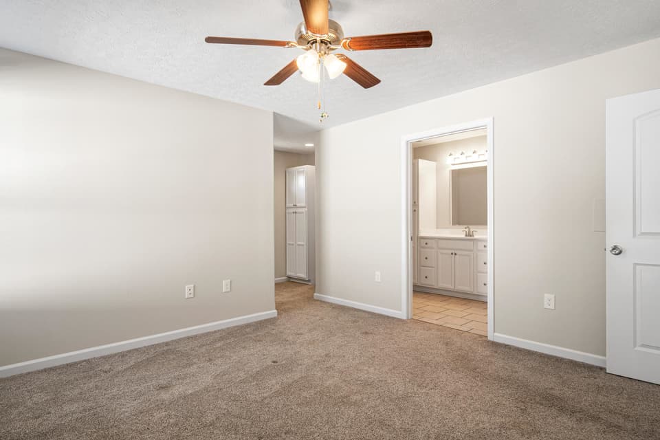 2130 Glade Drive SE, photo 24 of 38