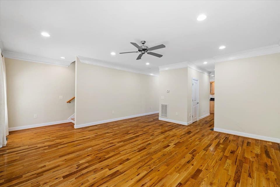 110 Phoenix Boulevard NW, photo 4 of 39