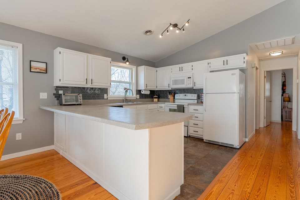 9 Montague Street, photo 16 of 40