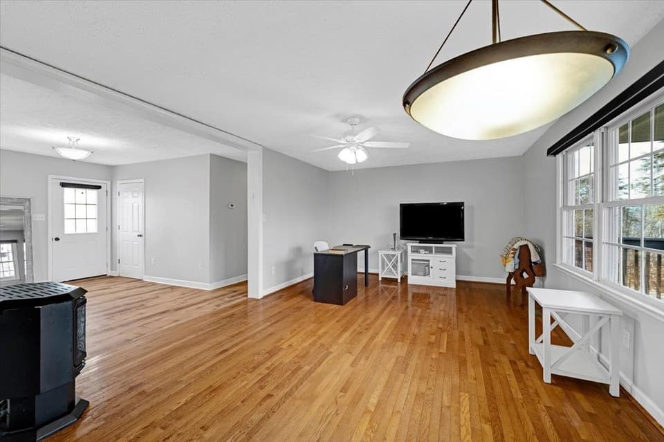 2585 Indigo Road, photo 4 of 35
