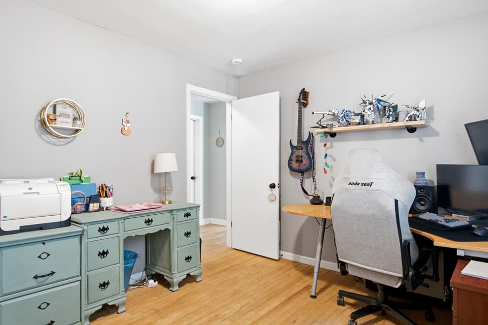 270 Haymaker Street, photo 14 of 35