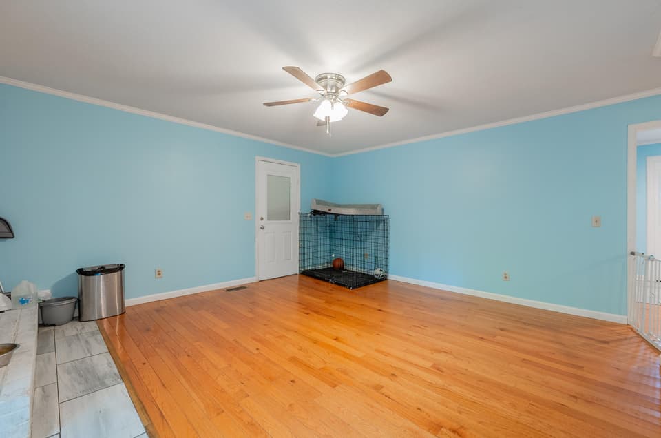1265 Chestnut Drive, photo 17 of 40