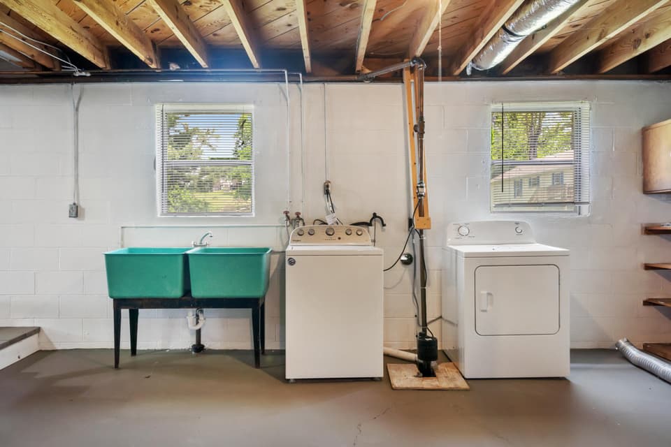 660 Colhoun Street, photo 27 of 35