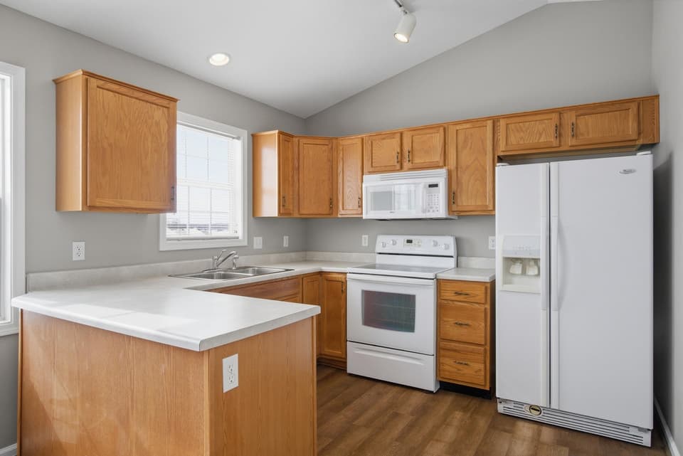 125 Aster Lane, photo 13 of 40