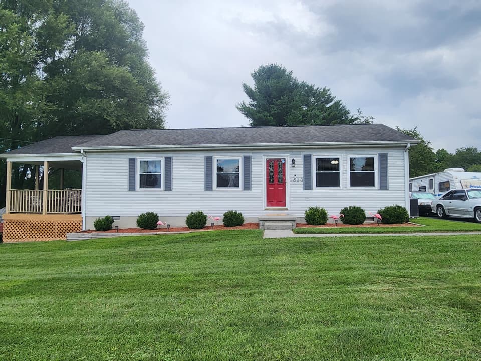 1620 Blair Street, photo 3 of 37