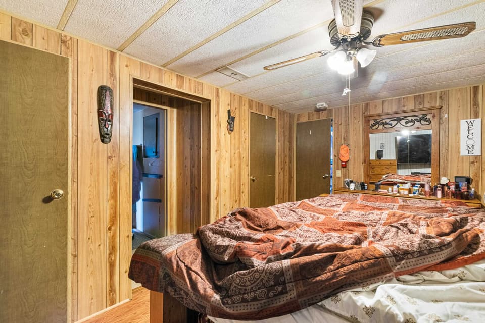 675 Harless Street, photo 12 of 30