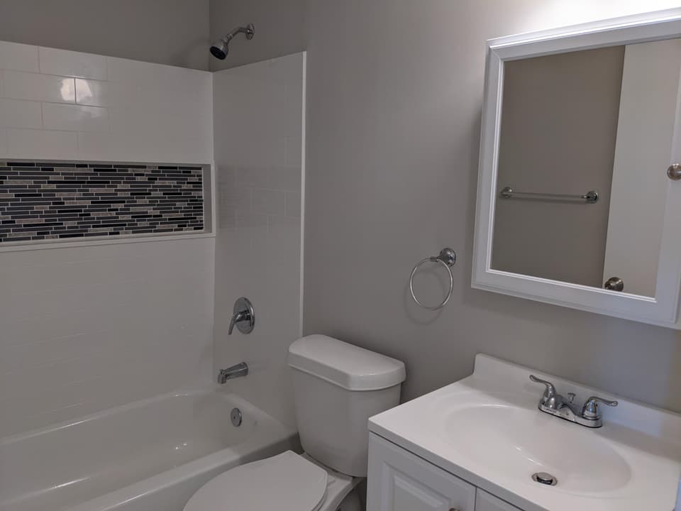 1370 Wall St, photo 20 of 38