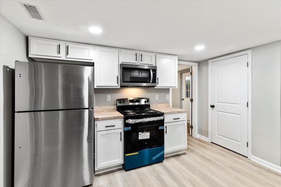 435 Teel Street, photo 35 of 40