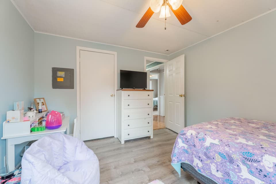 1270 Spruce St, photo 14 of 30