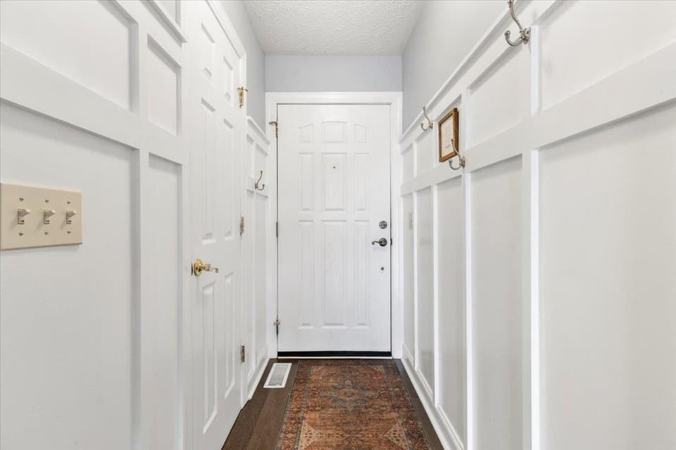 1535 Providence Boulevard, photo 5 of 40