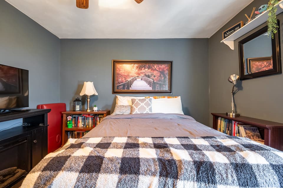 175 Wistaria Drive, photo 35 of 40