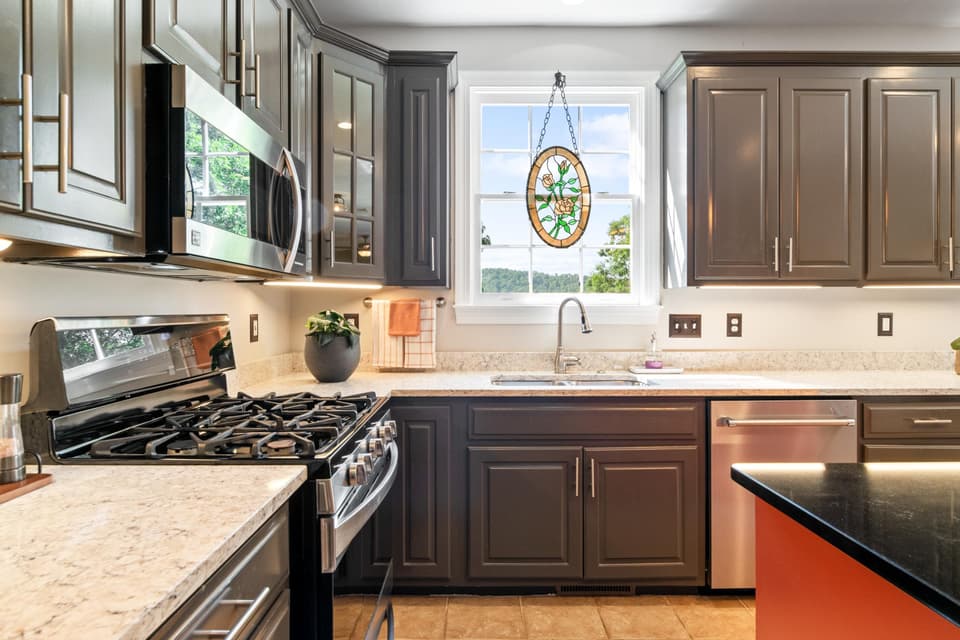 2130 Lubna Drive, photo 29 of 40