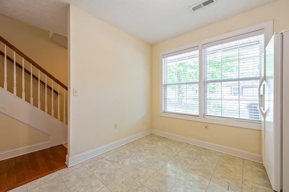 120 Blue Leaf Drive, photo 15 of 40