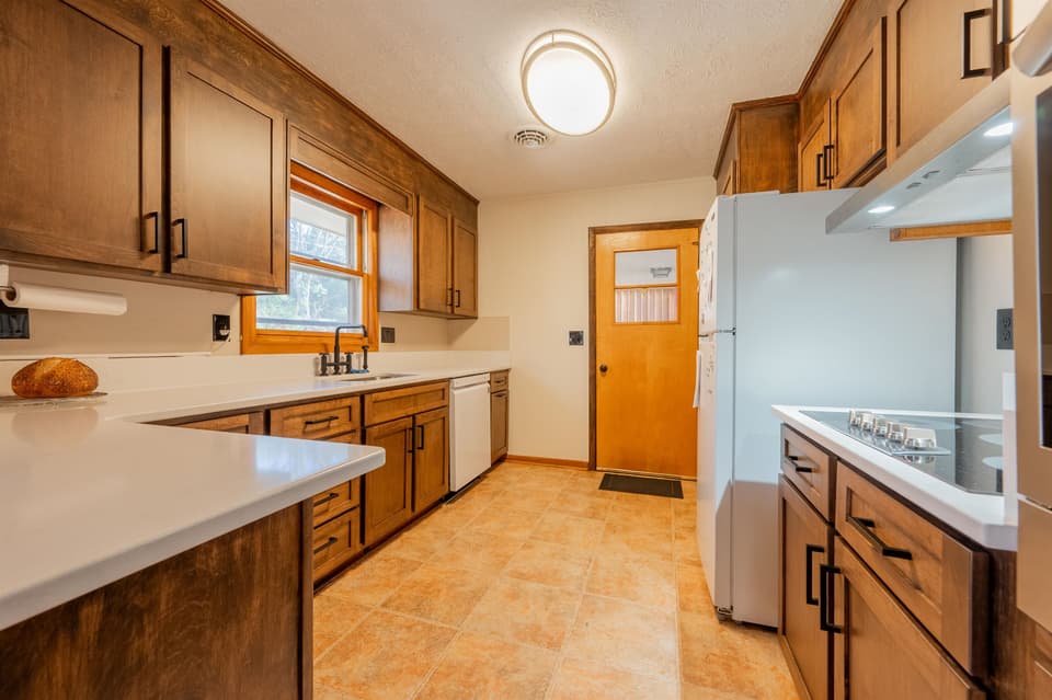 400 Turpin Walk, photo 20 of 40