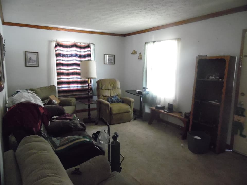 2435 Glade Drive, photo 5 of 7