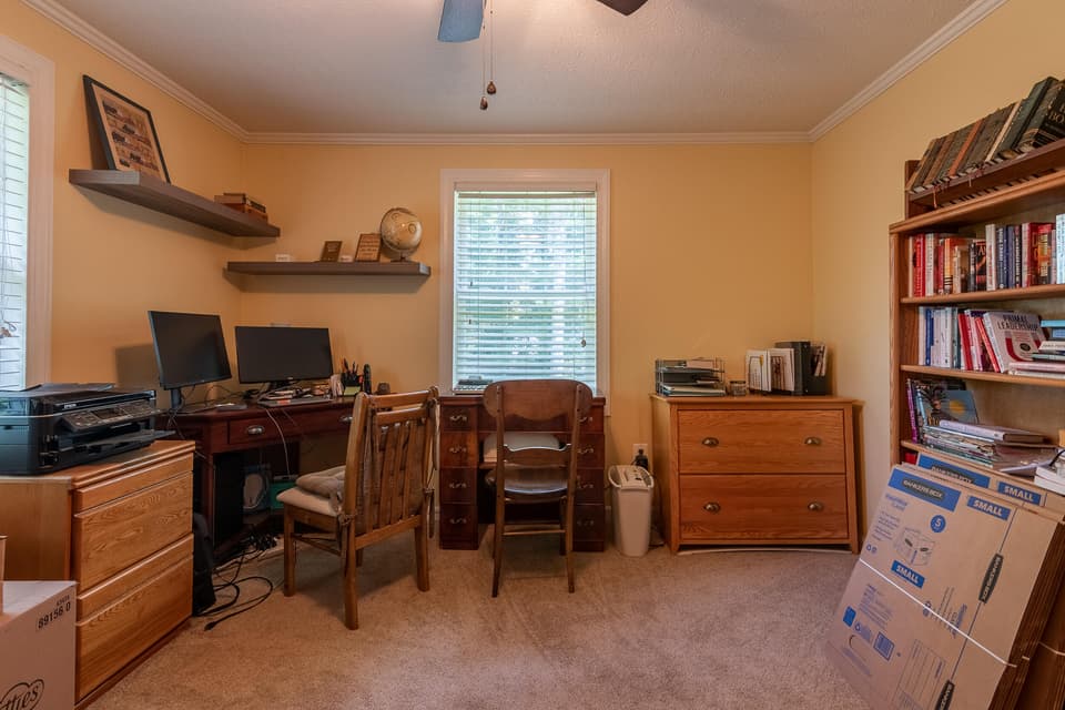 700 Black Bear Run Rd, photo 10 of 39