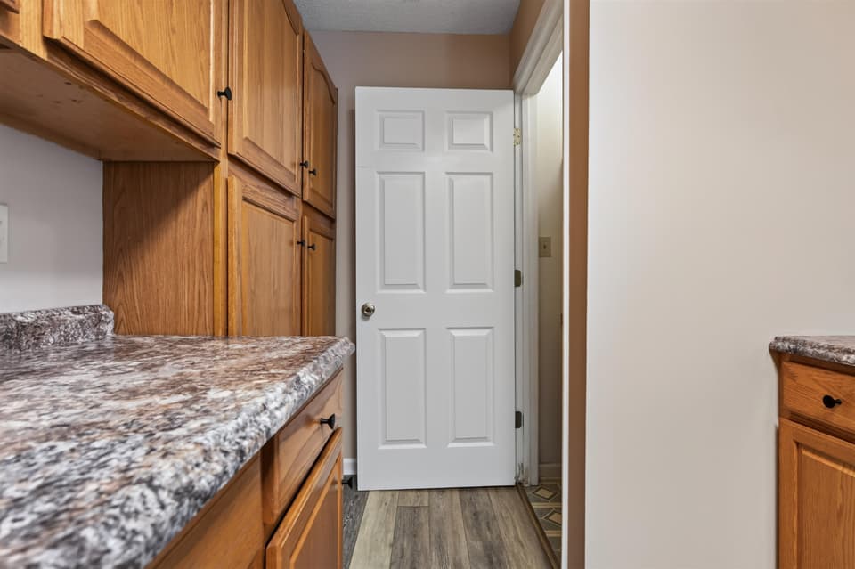 220 Darci Drive SE, photo 16 of 40