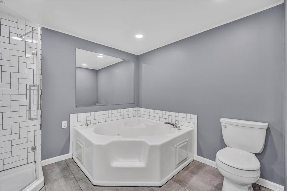 215 S Hill Dr, photo 23 of 37