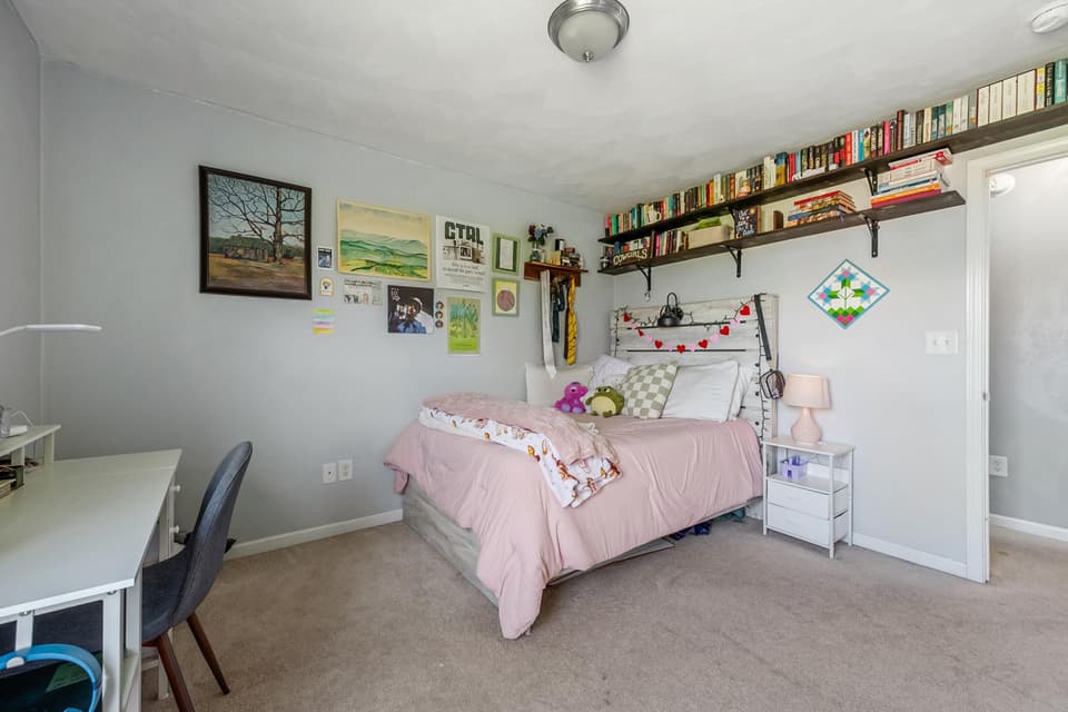 210 Berkshire Drive, photo 34 of 40