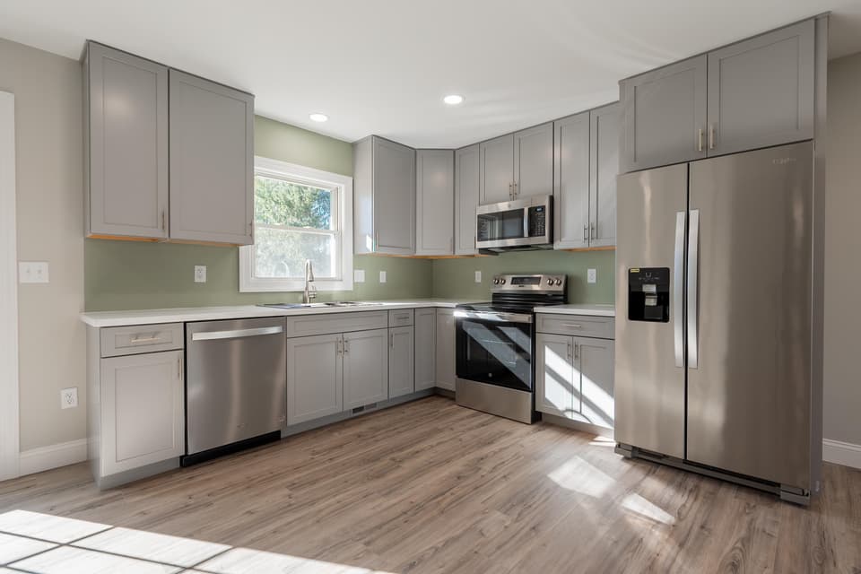230 Pelham Lane, photo 17 of 40