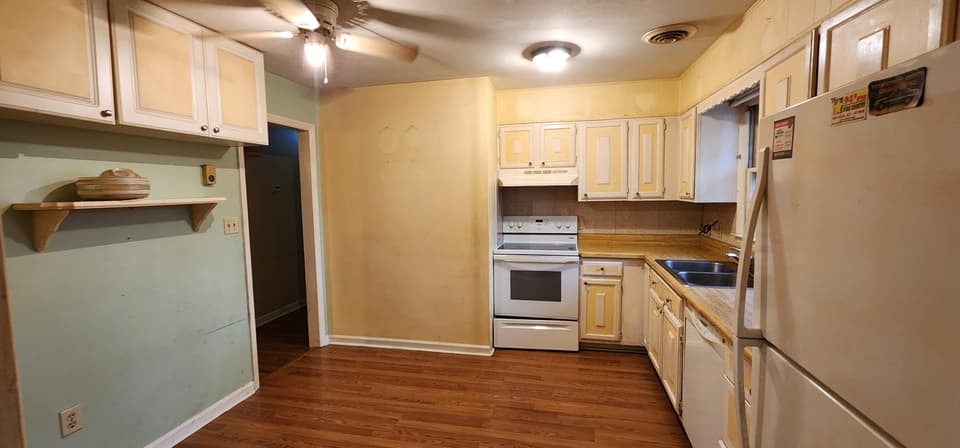1370 Roanoke Street, photo 24 of 24