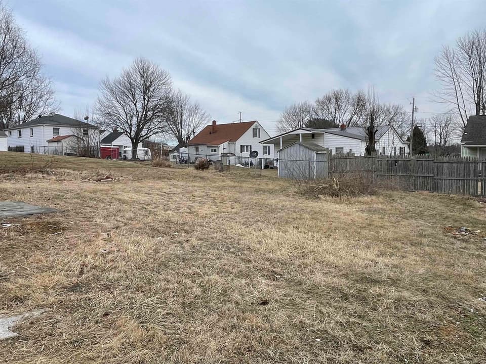 90 Clearview Drive, photo 13 of 17