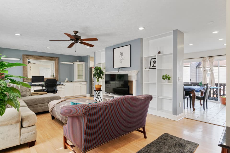 625 Tall Oak Boulevard, photo 7 of 40