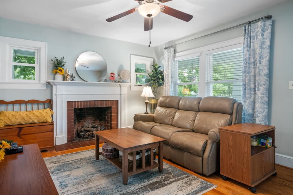 715 Church Street, photo 5 of 40
